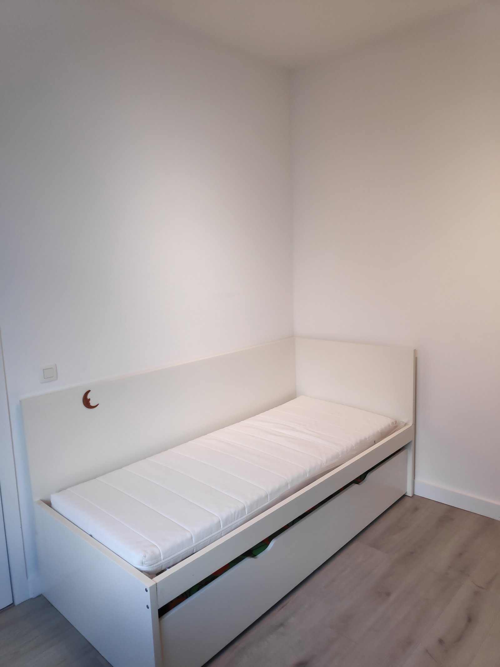 Wohngemeinschaft Charleroi 673742