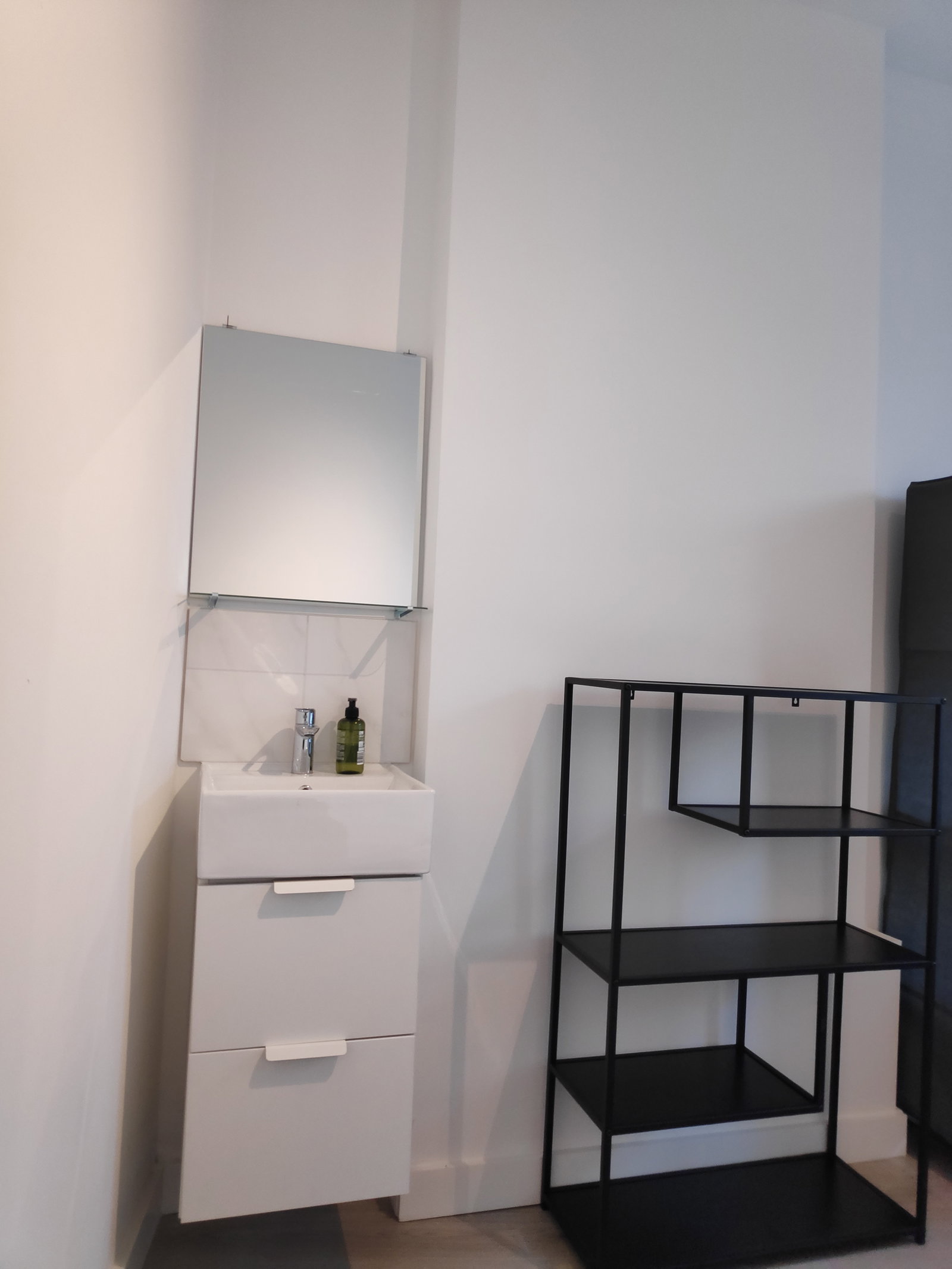 Wohngemeinschaft Charleroi 673742