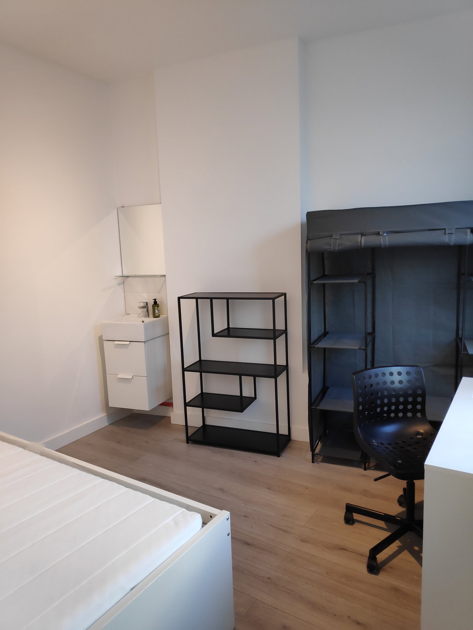 Wohngemeinschaft Charleroi 673742