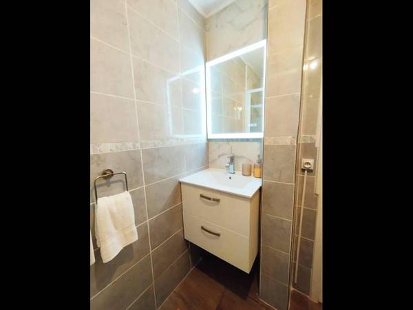 Kolokation Ambilly 653956