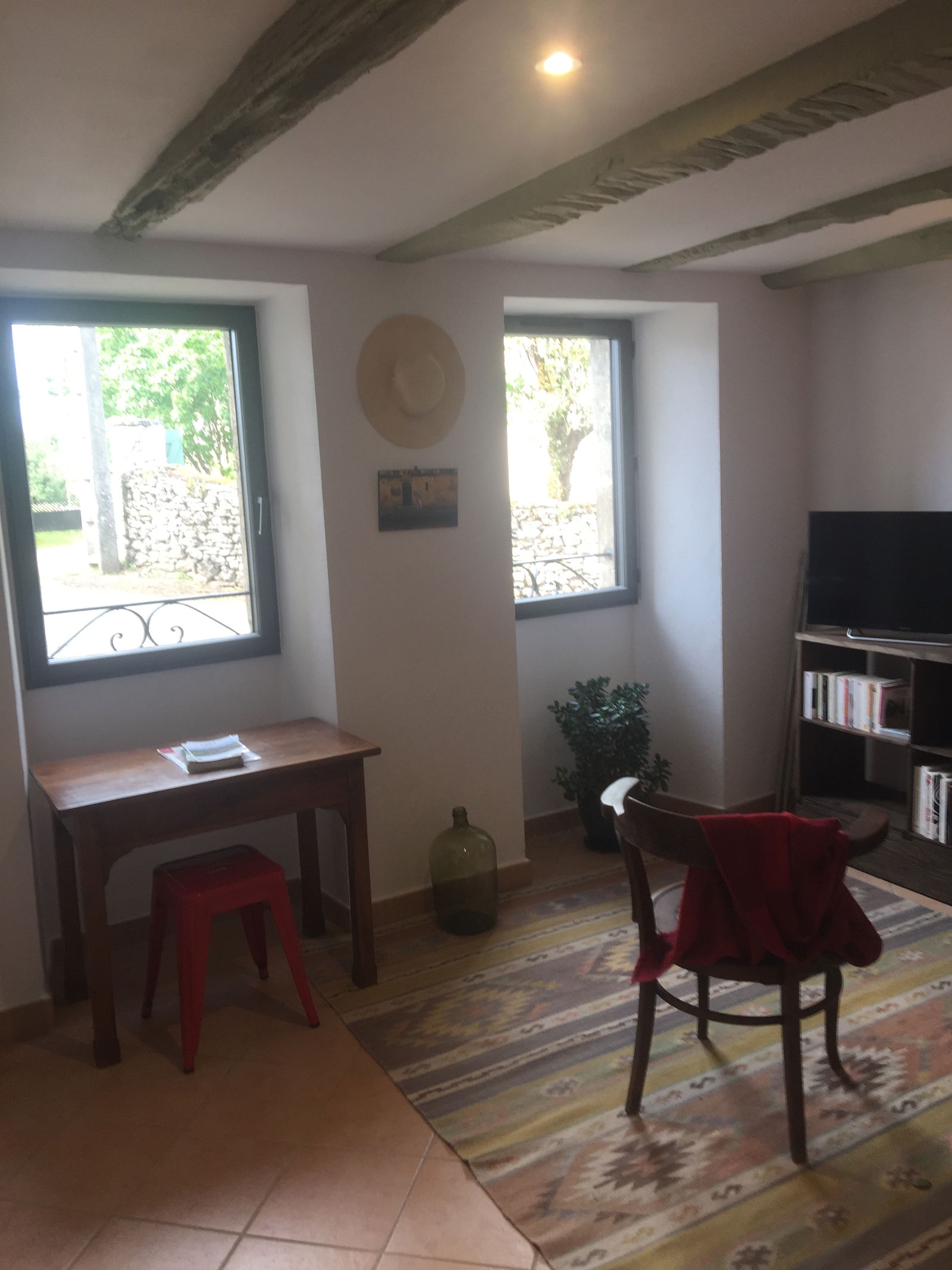 Unabhängiges Studio Grezes 266482