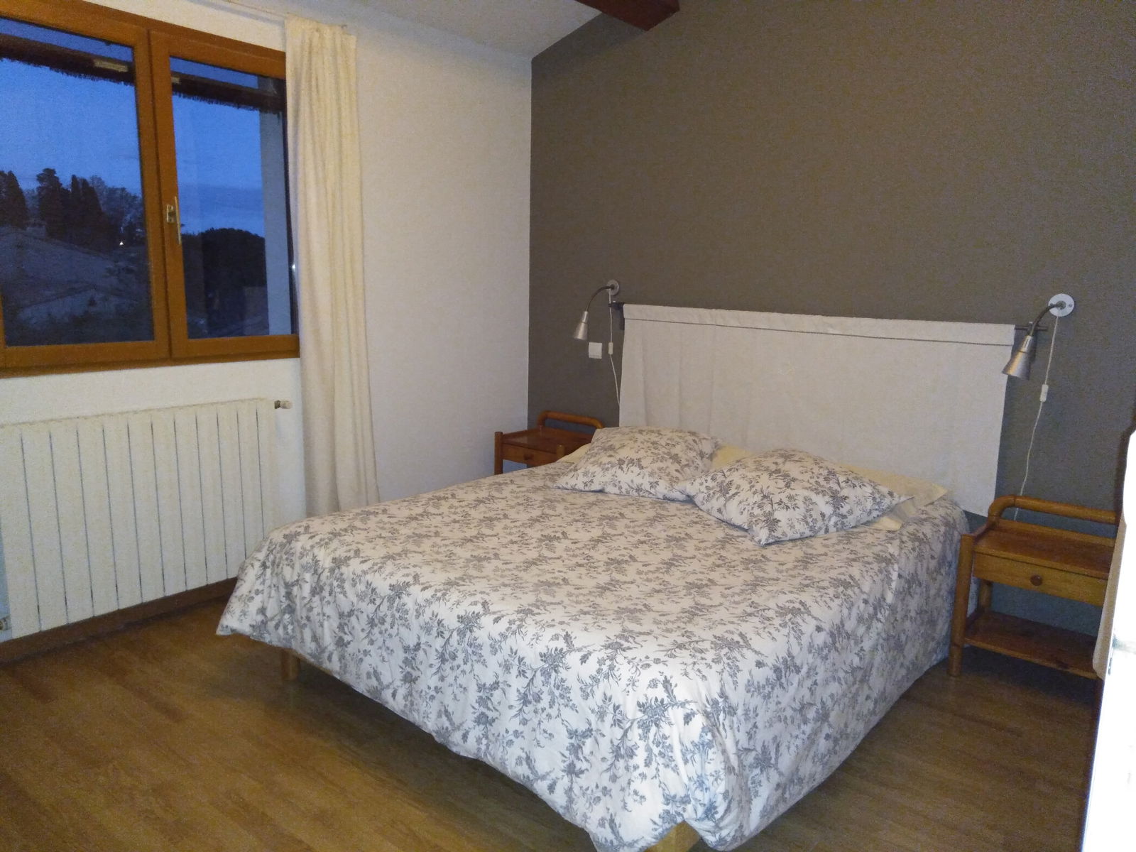 Unabhängiges Studio Cazilhac 90313