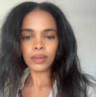 Roomlala | Yasmin 12.