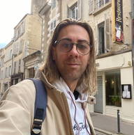 Roomlala | Jonathan F.