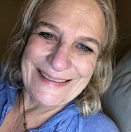 Roomlala | Claire V.