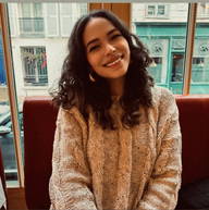 Roomlala | Julia 17.