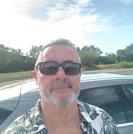 Roomlala | Dominique T.