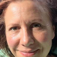 Roomlala | Esther S.